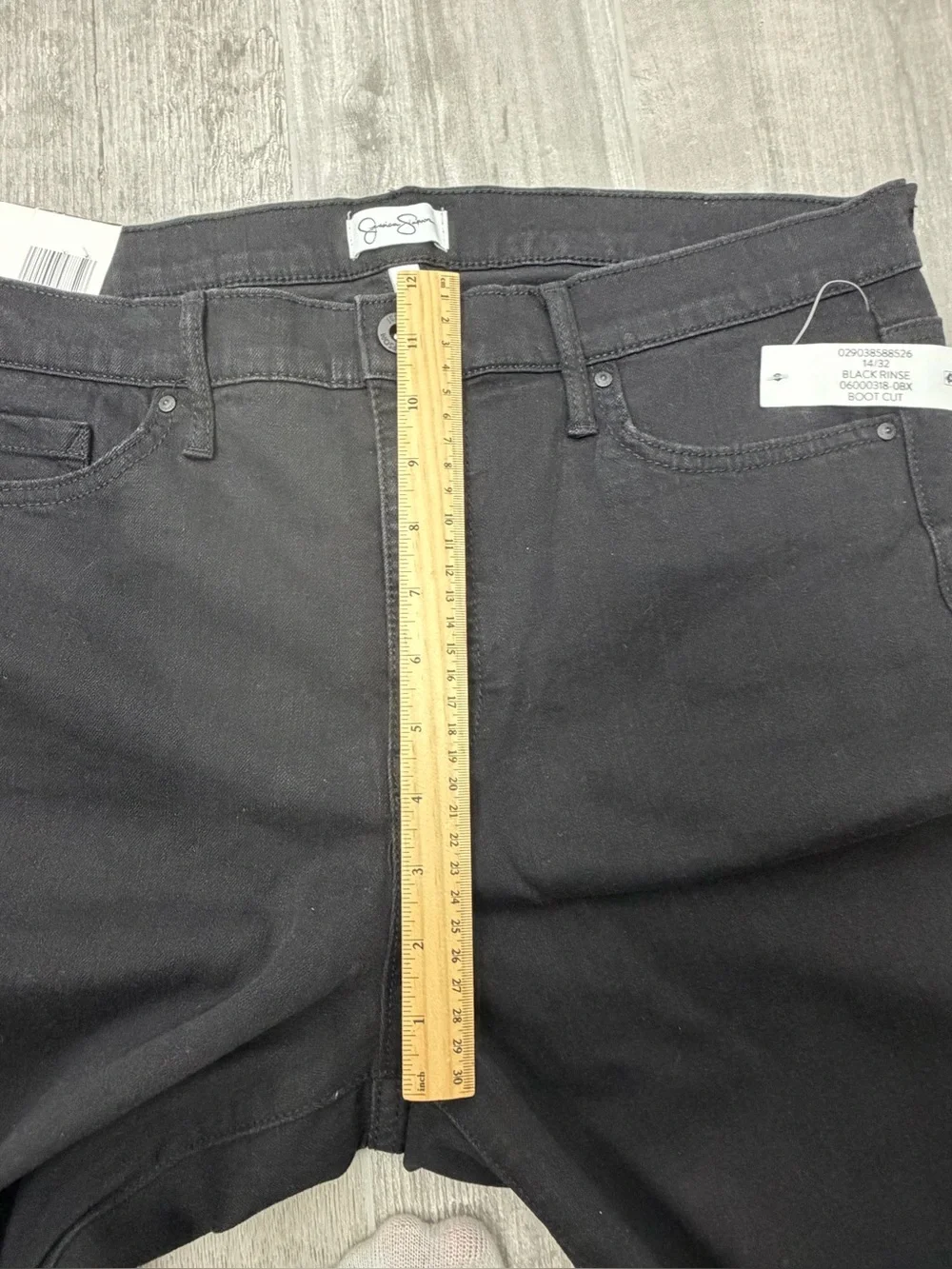 NWT Jessica Simpson Mid-Rise Slight Flare Soft Stretch Boot Cut Jeans 14/32